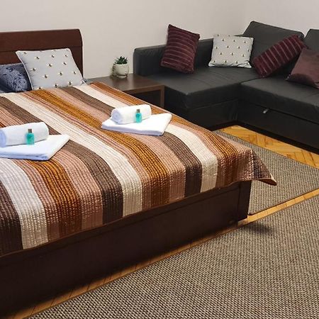 Bumblebee Apartment With Ac Budapeszt Zewnętrze zdjęcie